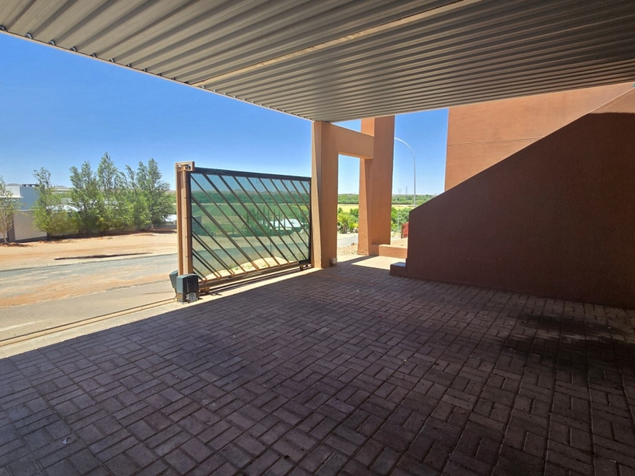 4 Bedroom Property for Sale in Keidebees Northern Cape